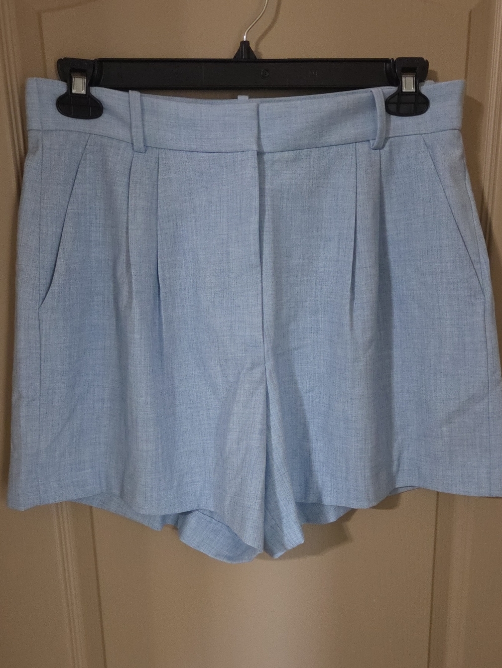 Abercrombie & Fitch Light Blue High-Waist Pleated Women's Shorts